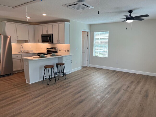 Foto del edificio - 510b Greenbrier Avenue