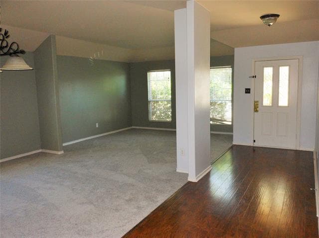 Foto del edificio - 12813 Carpenter Ln