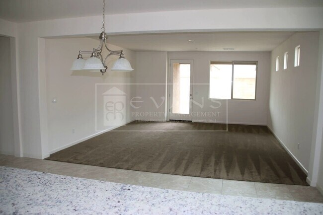 Foto del edificio - Beautiful Home for rent in Visalia, Ca