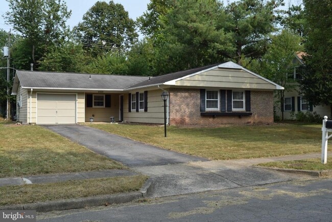 Building Photo - 4405 Manor Hall Ln