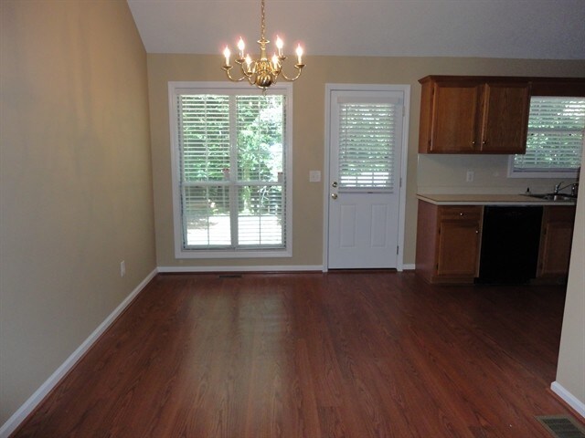 Building Photo - 7105 Farm House Lane