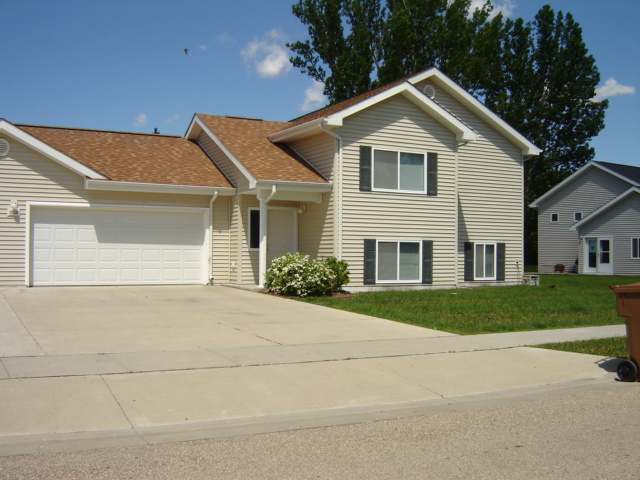 Foto del edificio - Grand Forks AFB Homes