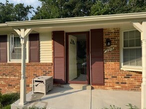 Building Photo - 3212 Manitoba Dr