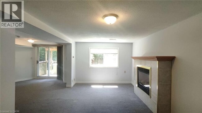 Building Photo - 144 Huntingwood Ave