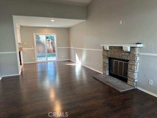 Building Photo - 10663 Wildrose Dr