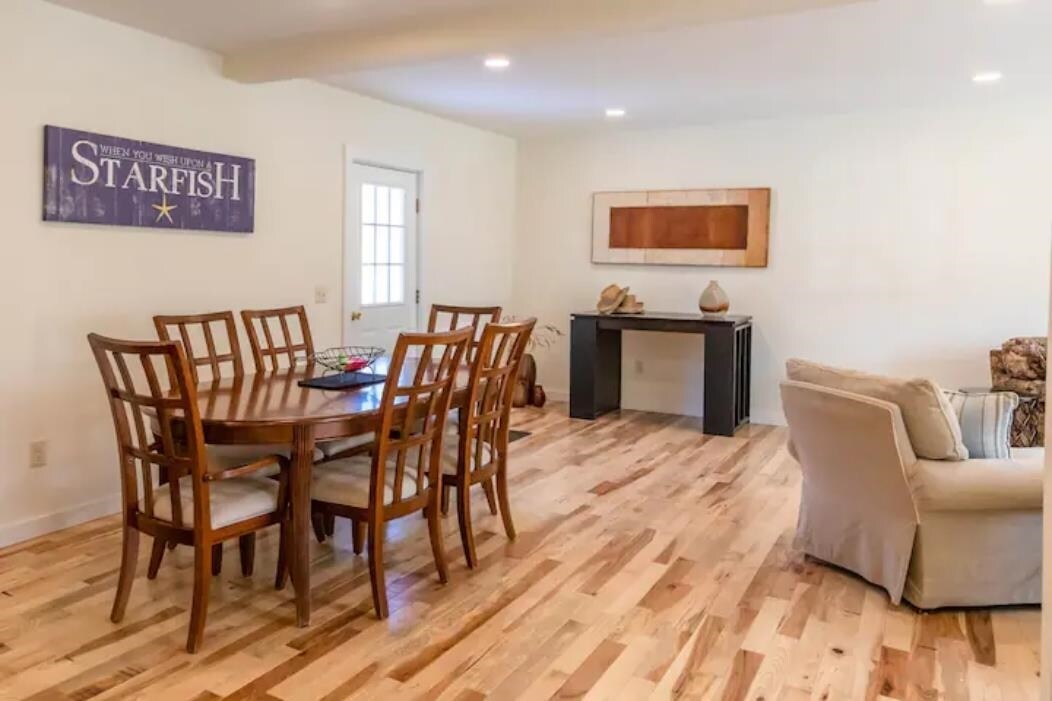 62 Lower Main St Unit 3, Sunapee, NH 03782 Room for Rent in Sunapee