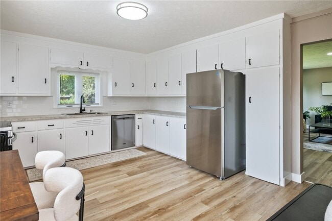 Foto del edificio - 1533 Jay St