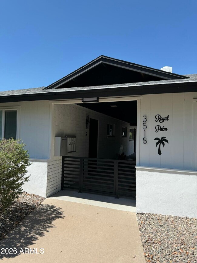 Foto del edificio - 3518 E Montecito Ave
