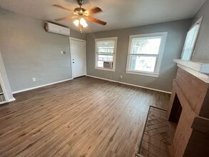Building Photo - 350 N Calaveras St