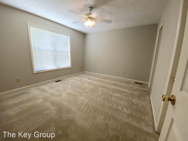Foto del edificio - 3410 Lainey Ln