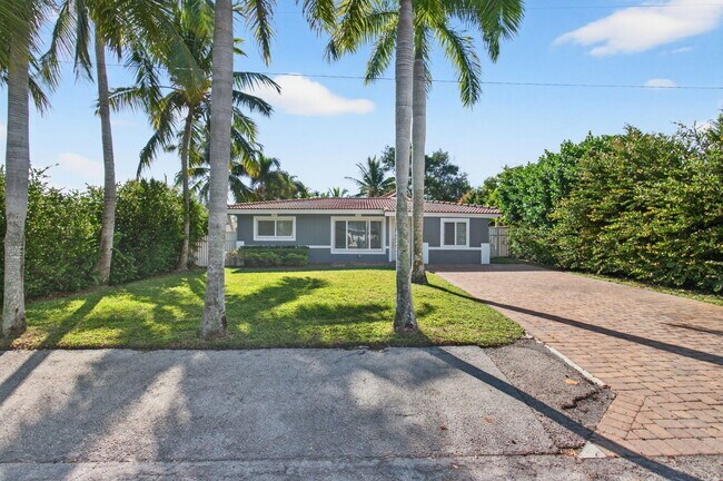 Foto del edificio - 360 SW 2nd St