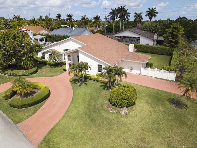 Foto del edificio - 13945 SW 107th Ct