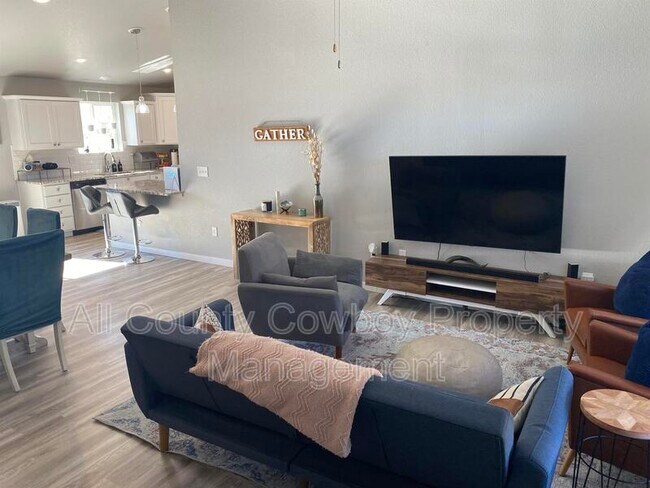 Foto del edificio - 3715 Sowell St