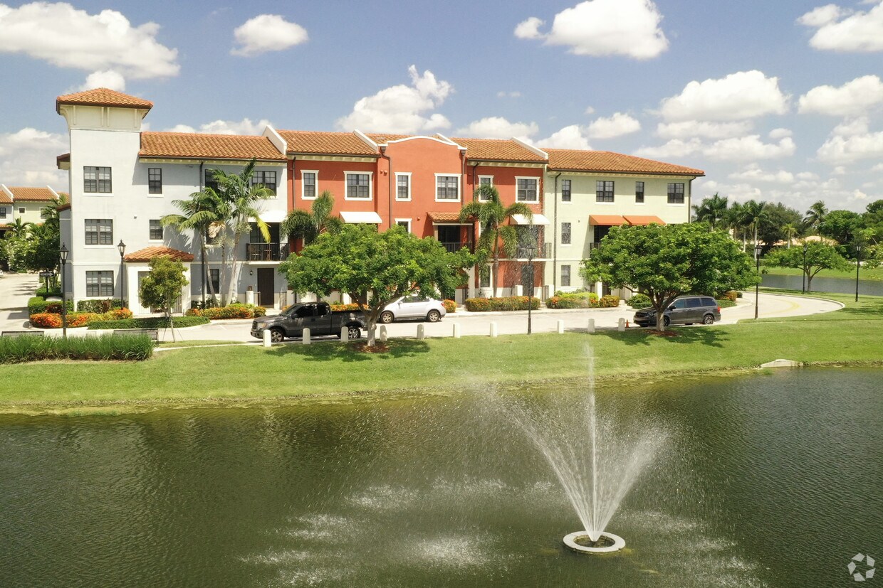 Mosaic at Miramar Town Center Apartments - 11575 City Hall Prom Miramar ...