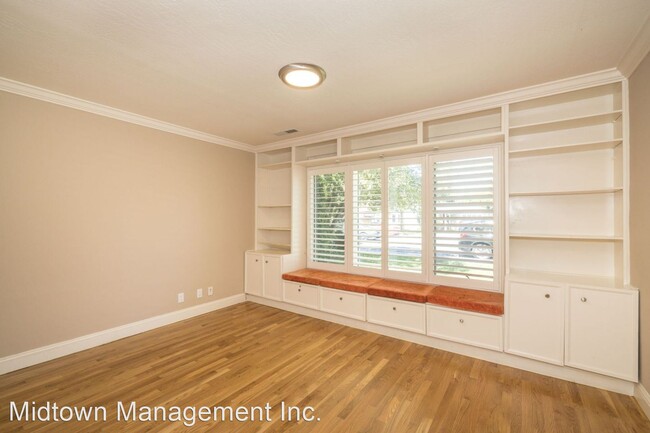 Building Photo - 4 br, 3 bath House - 736 Moreno Ave