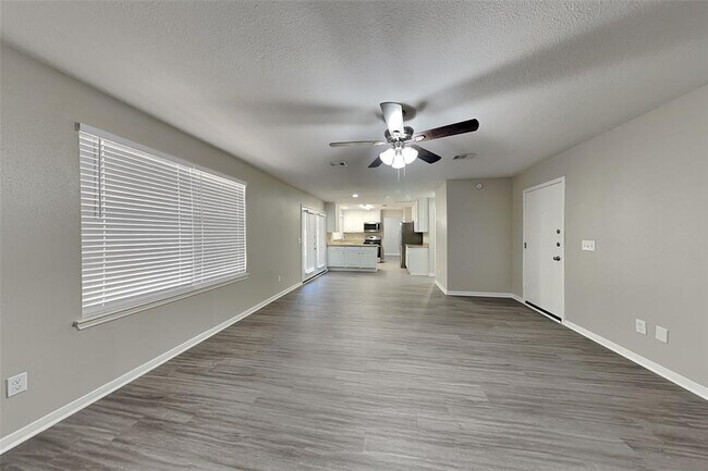 Building Photo - 1510 Park Briar Dr