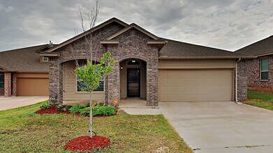Building Photo - 12516 NW 139th Terrace