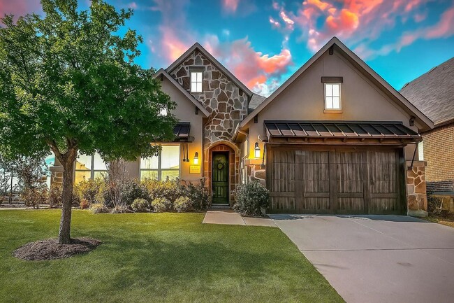 Building Photo - 6201 Savannah Oak Trl