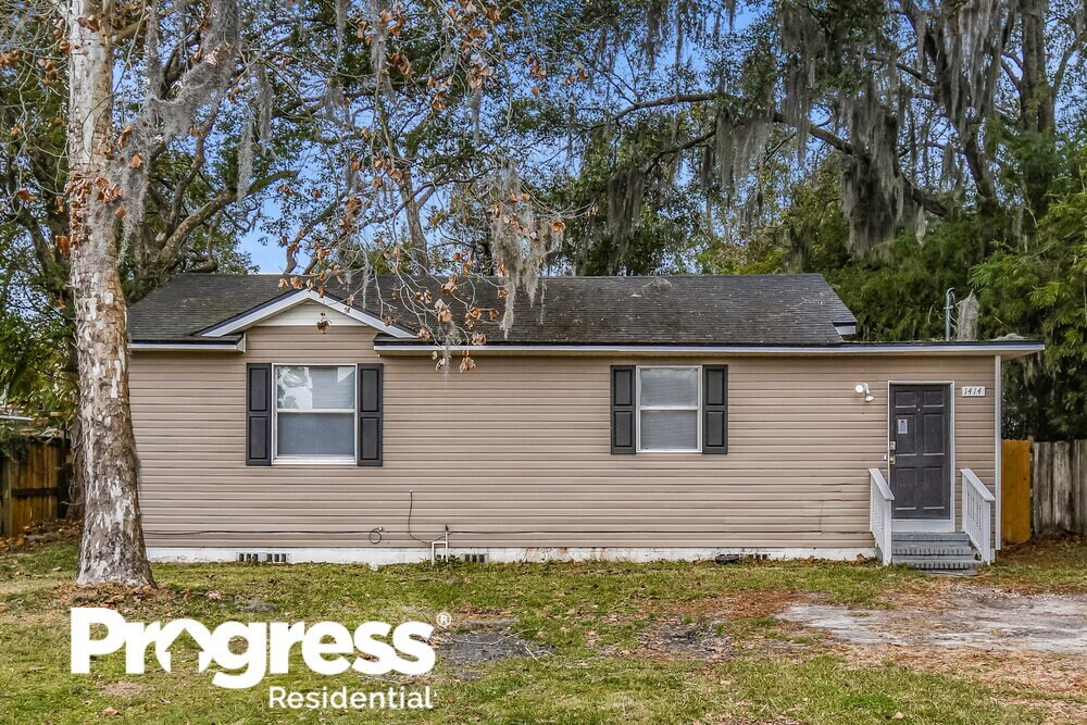 Primary Photo - 1414 Dakar St
