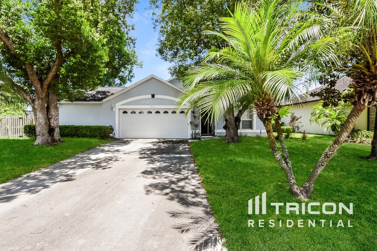 Foto principal - 1924 S Prairie Dunes Ct