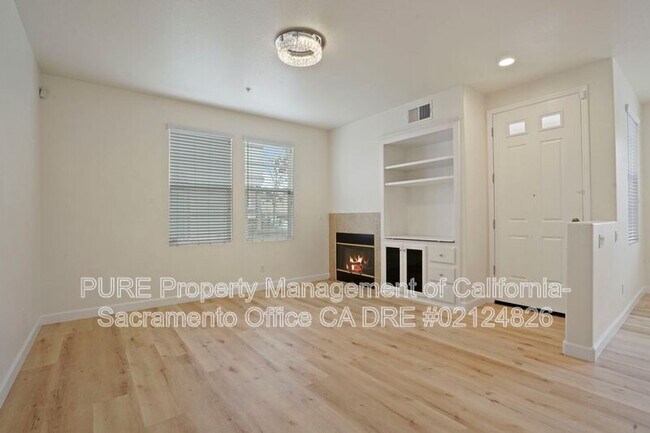 Foto del edificio - 8292 Crystal Walk Cir