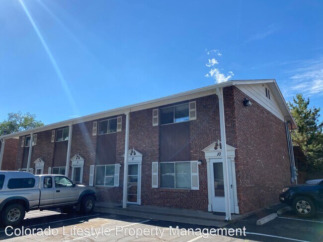 Foto del edificio - 2 br, 1.5 bath House - 901 Florida Road #10