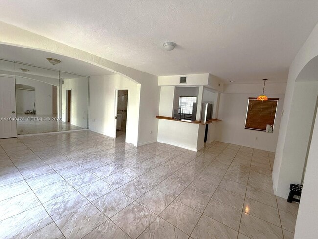 Foto del edificio - 1207 Marseille Dr