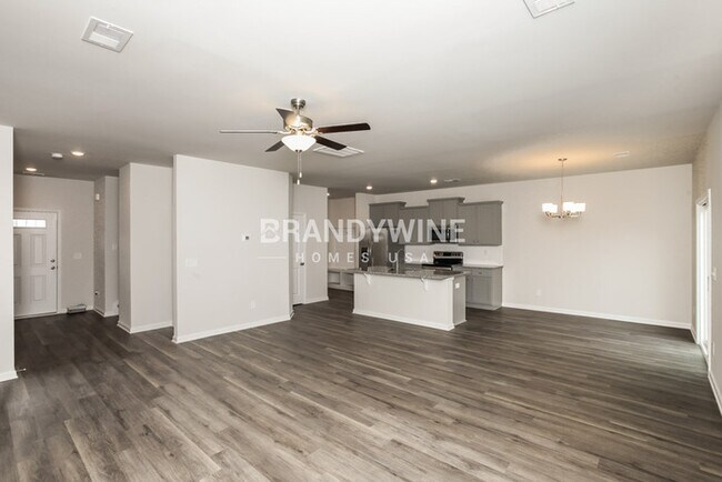 Foto del edificio - $2,106– With our move-in promotion, it’s l...