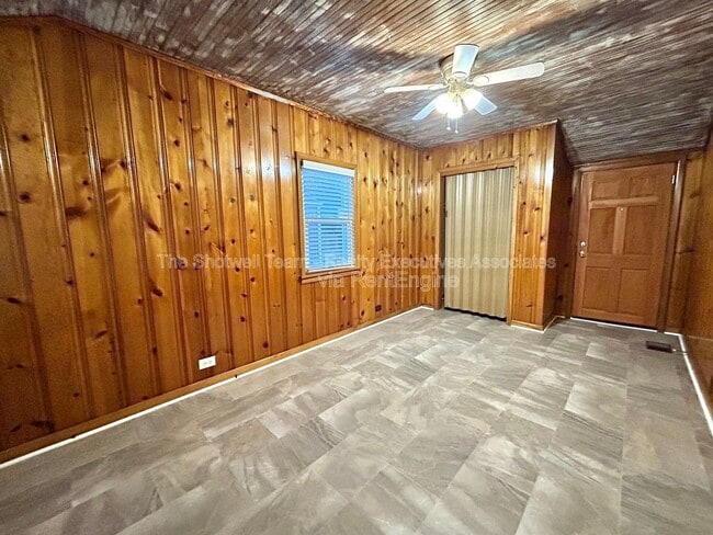 Foto del edificio - 4403 Cypress Ln SW