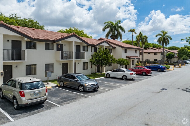 Building Photo - Midway Point Apartments