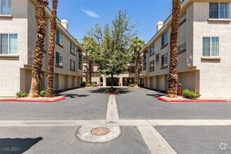 Building Photo - 7127 S Durango Dr
