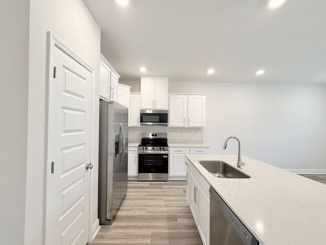 Foto del edificio - 2595 Cliff Hollow Cir