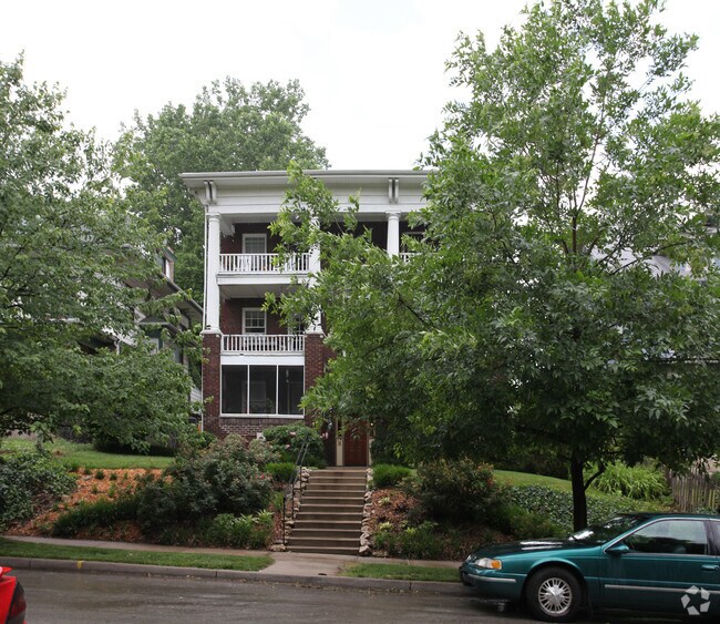 Foto del edificio - 2820 Harrison St