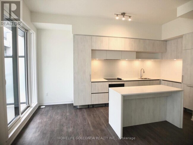 Building Photo - 12 David Eyer Rd