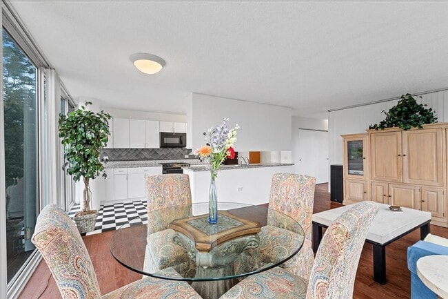 Foto del edificio - 3115 S Michigan Ave