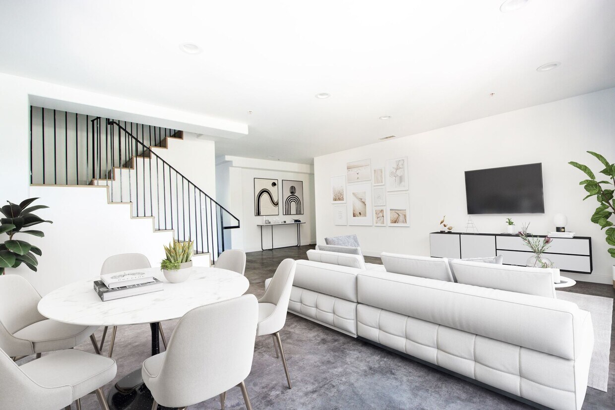 Foto principal - 1342 N Highland Ave