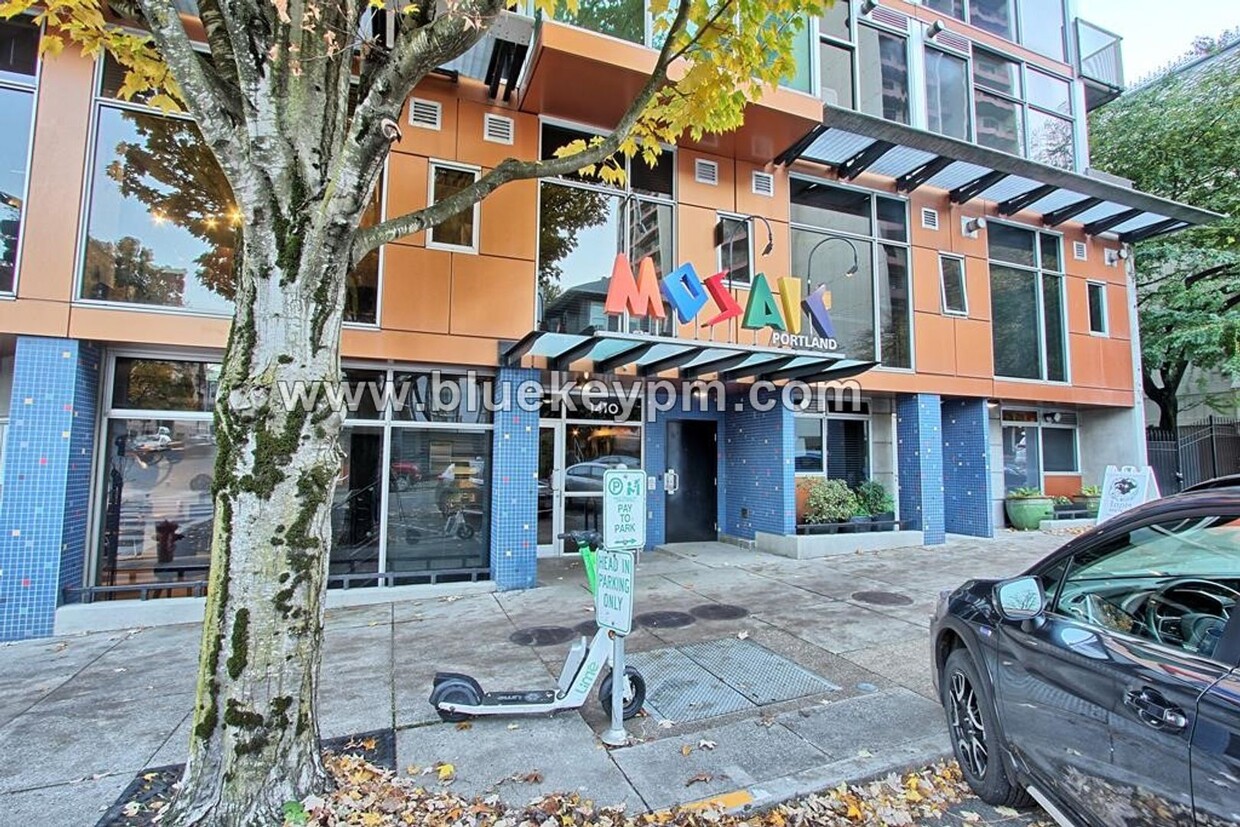 Foto principal - 1 Bed, 2 Bath Condo at Mosaic Apts in the ...