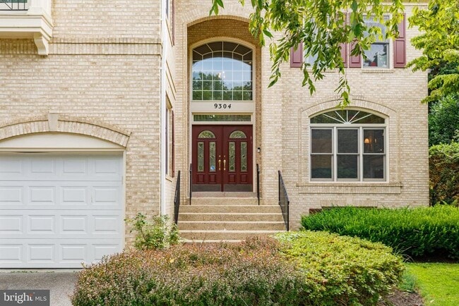 Building Photo - 9304 Wildoak Dr