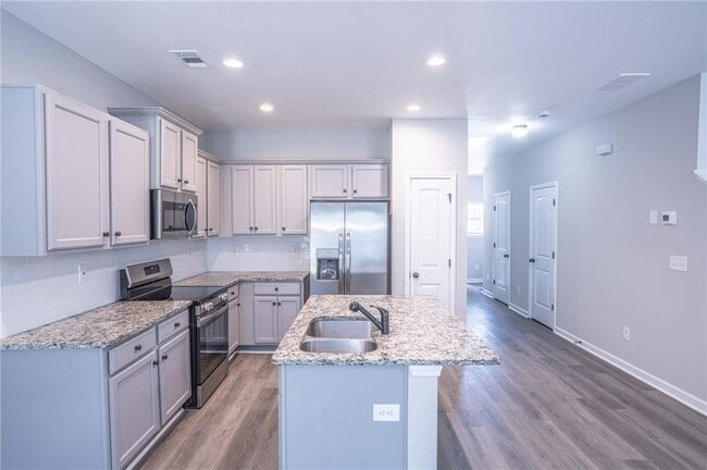 Foto del edificio - 6106 Oak Bend Ct