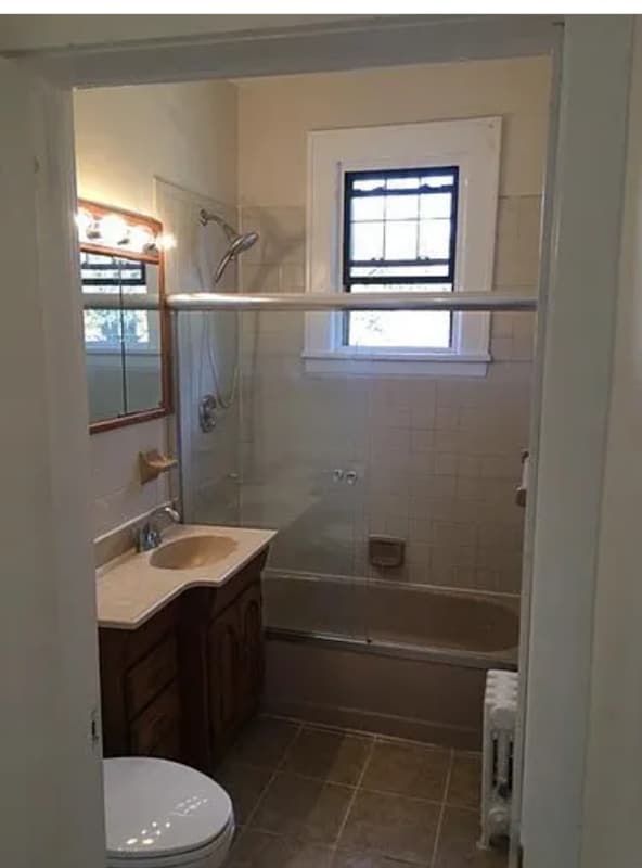 Building Photo - 100 Van Buskirk Rd