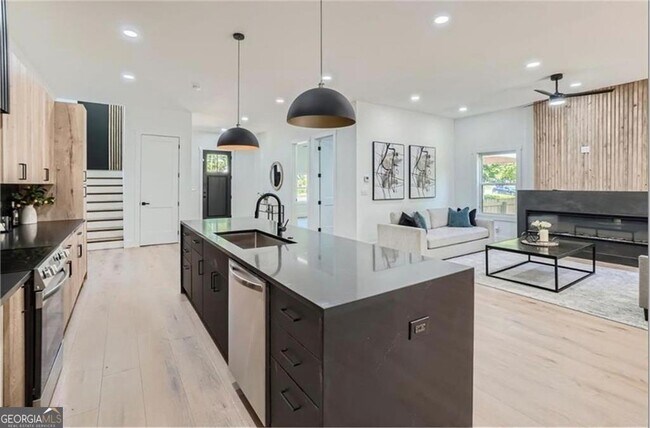 Foto del edificio - 1522 Avon Ave SW