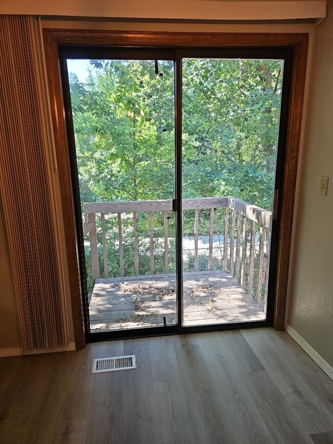 Foto del edificio - ? MOVE IN SPECIAL! ? $99.00 1st month rent!