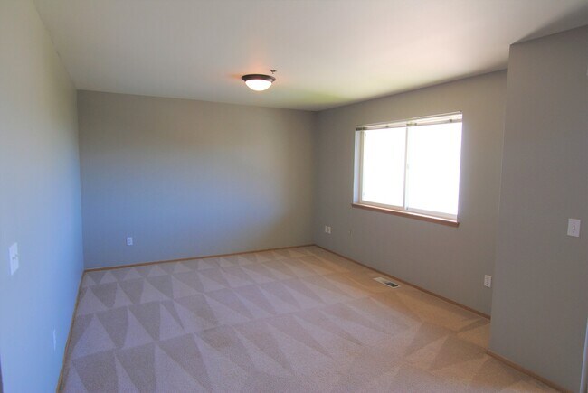 Building Photo - 2 Bedroom 2 Bathroom Condo