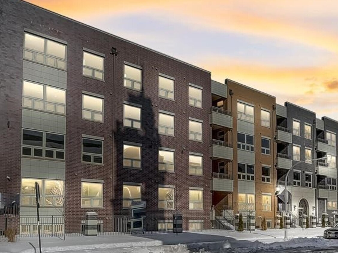 Primary Photo - 6349 S Woodlawn Ave