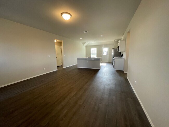 Building Photo - * Available Now! *- Comfort & Space in This 4-Bedroom | 2-Bath Bixby Home