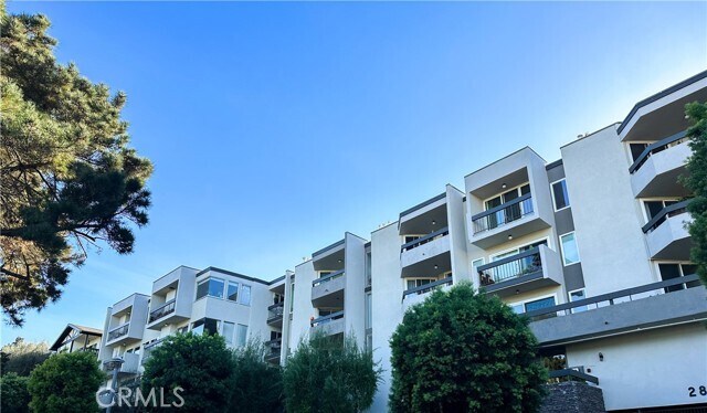 Building Photo - 28121 Highridge Rd