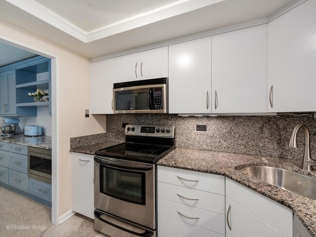 Foto del edificio - 155 N Harbor Dr