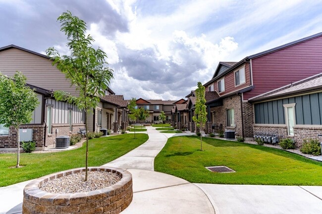 Building Photo - Arcadia Townhomes
