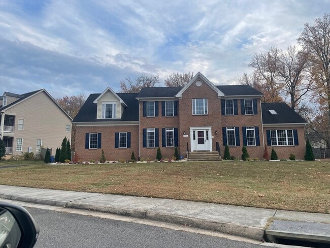 Building Photo - 2907 Dumas St