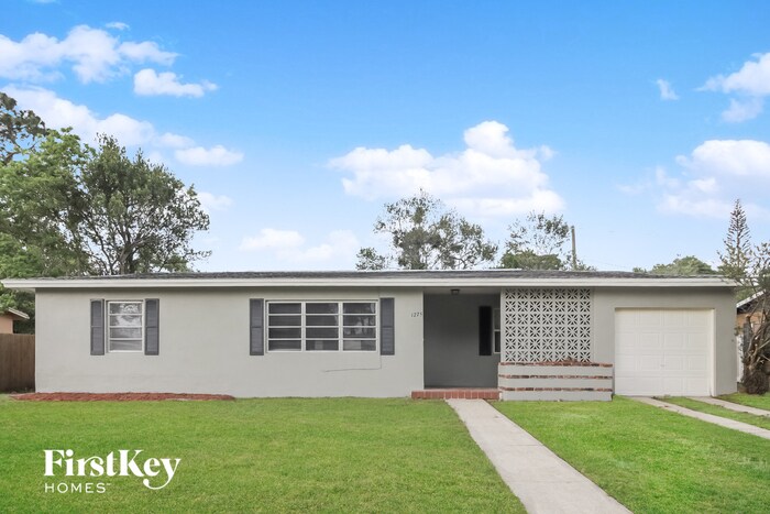 Primary Photo - 1275 W Wellington Dr